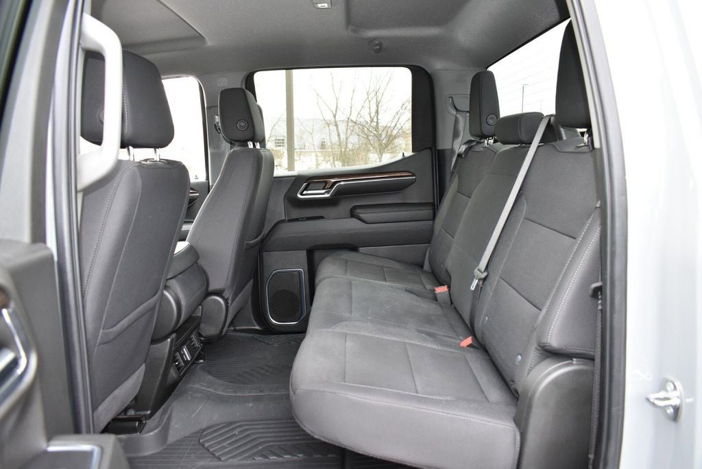 2024 Chevrolet Silverado 1500 LT LT1