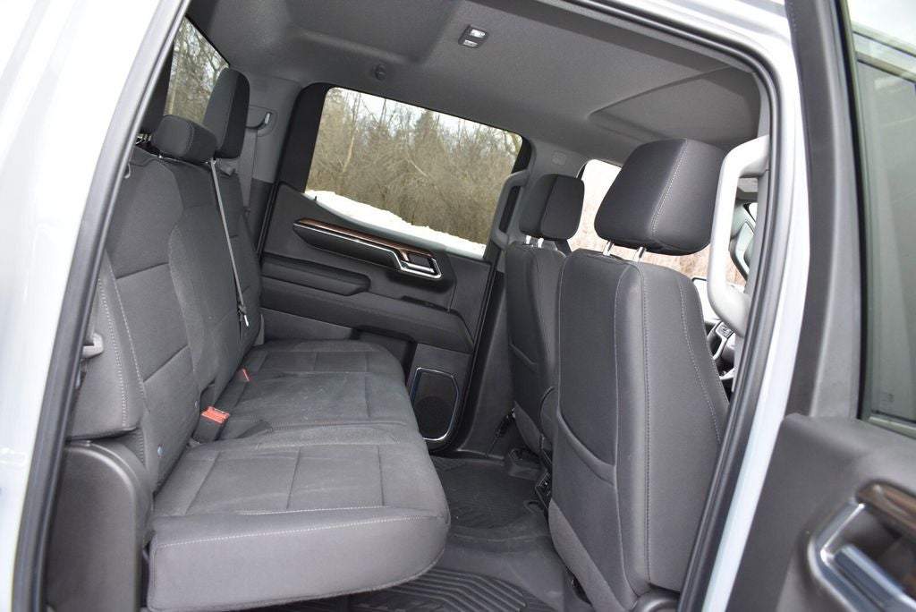 2024 Chevrolet Silverado 1500 LT LT1