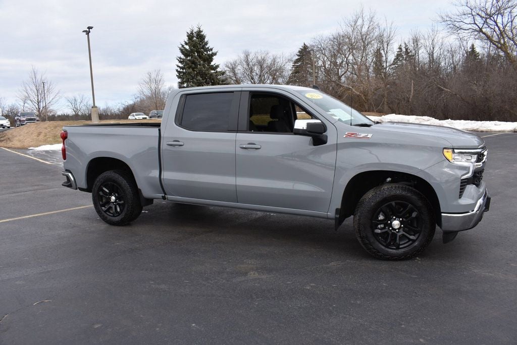 2024 Chevrolet Silverado 1500 LT LT1