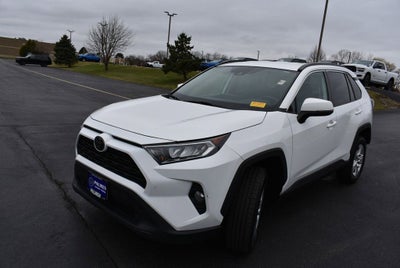 2020 Toyota RAV4 XLE