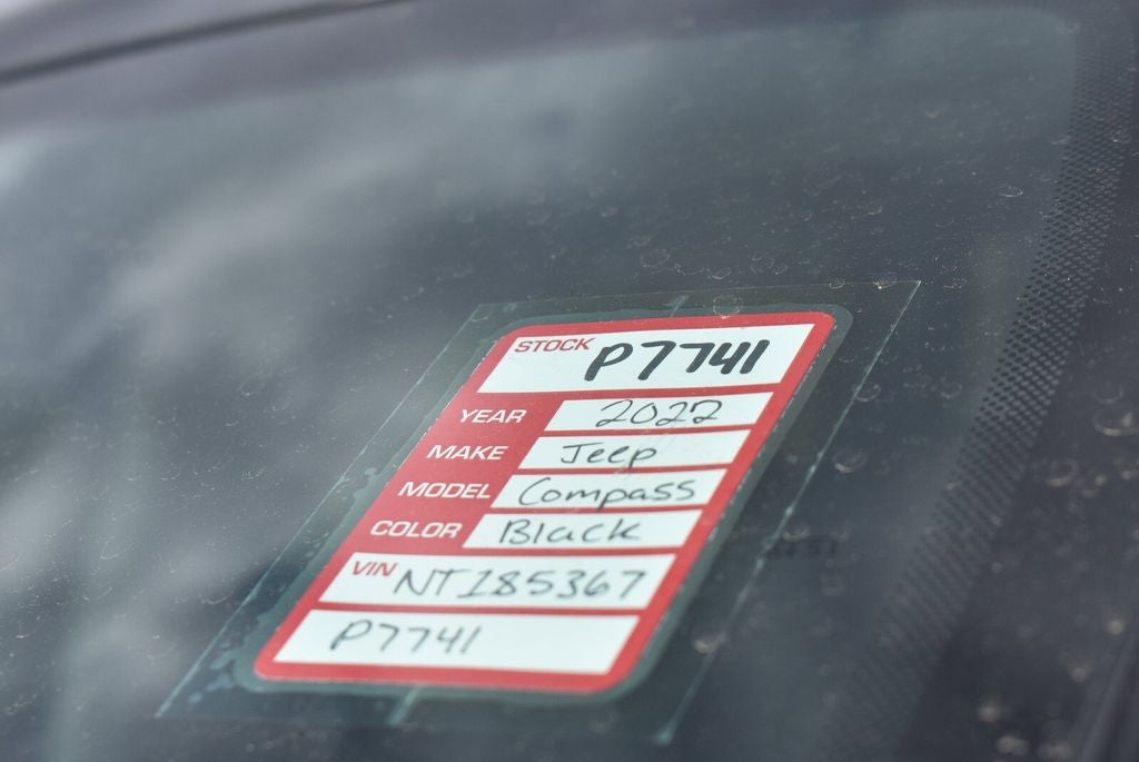 2022 Jeep Compass Latitude Lux