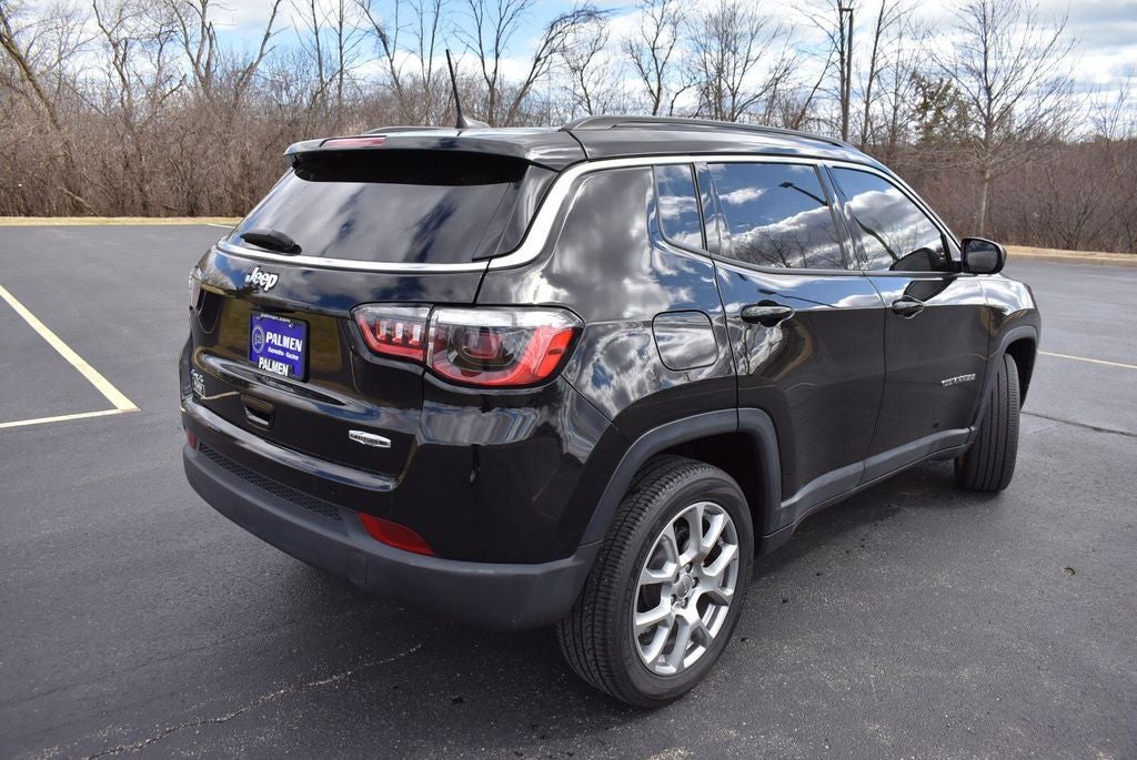 2022 Jeep Compass Latitude Lux