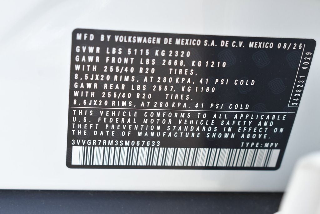 2025 Volkswagen Tiguan 2.0T SE R-Line Black