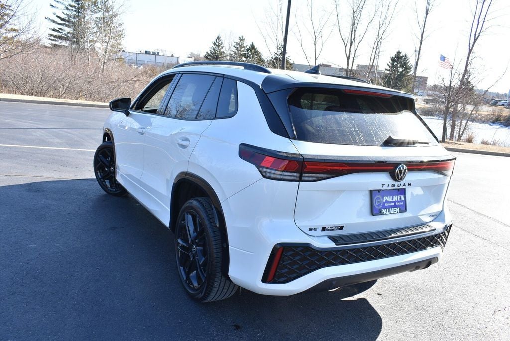 2025 Volkswagen Tiguan 2.0T SE R-Line Black