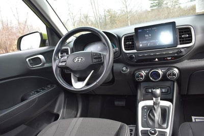 2024 Hyundai Venue SEL