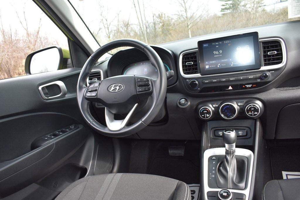 2024 Hyundai Venue SEL